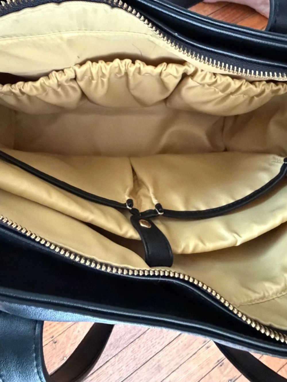 White Elm Aquila Tote Bag- Black and Cream